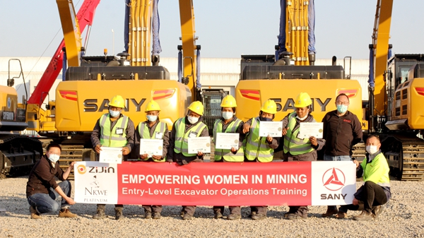恩科維舉辦“婦女月”系列活動賦權礦業女性